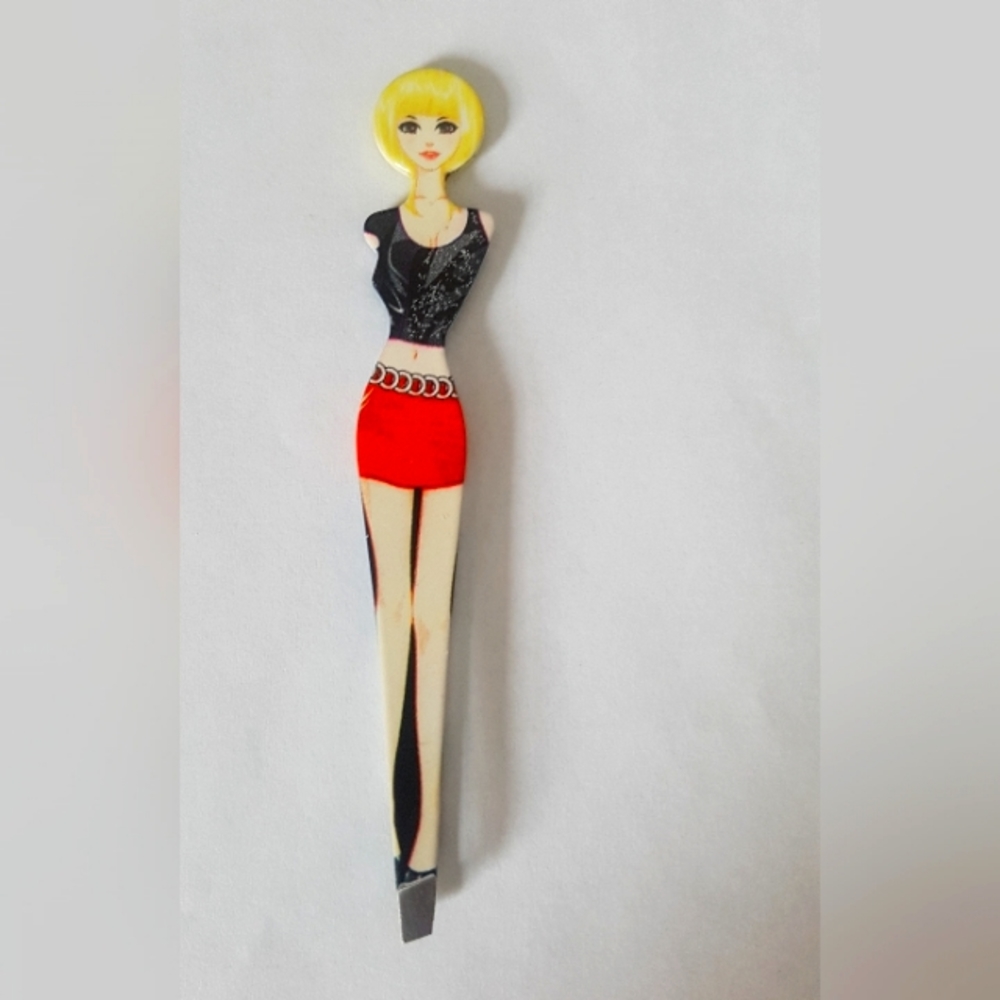 💲5️⃣ in 🛍️of2+  Fashionista Girl-Shaped Tweezers